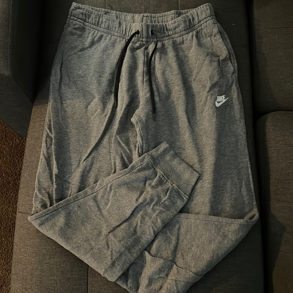 Selling these nike sweats!